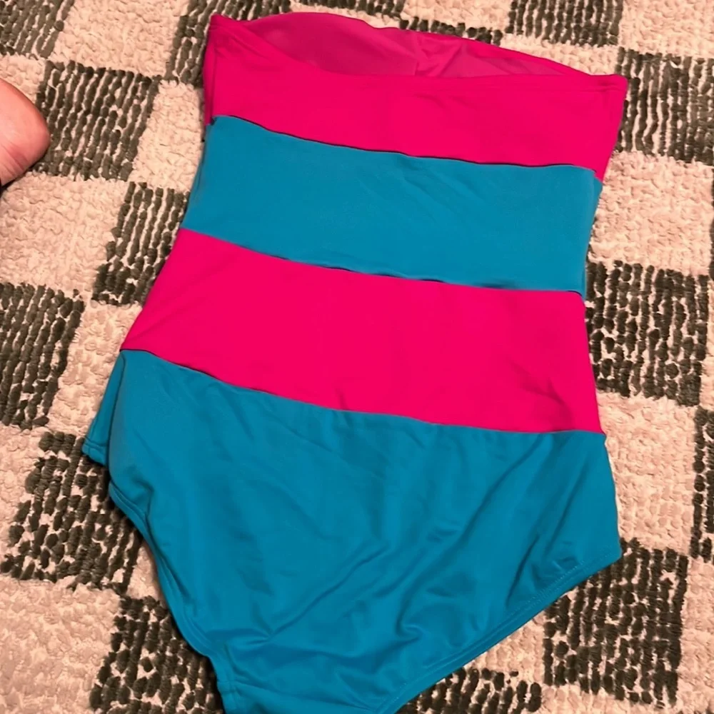 DKNY pink and turquoise Colorblock bathing suit - Picture 4 of 4